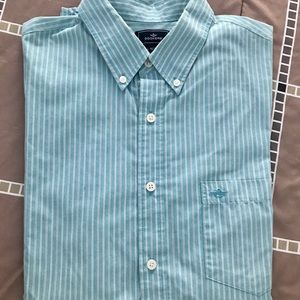 Mens Dockers Button Down casual shirt Size L